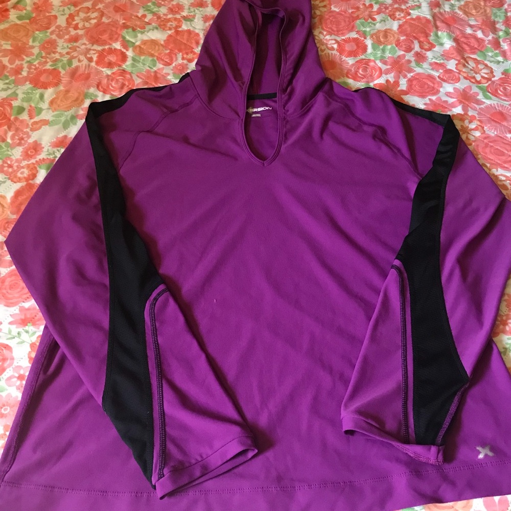 Xersion, Workout sweat shirt!